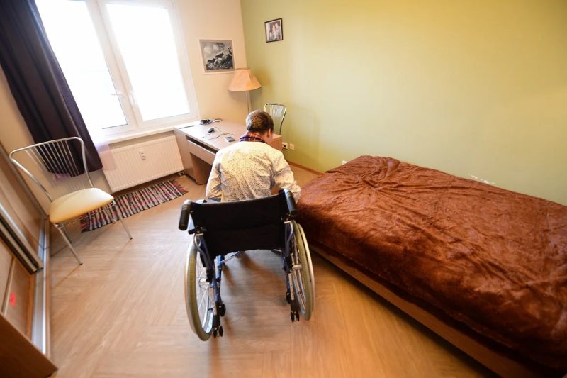 Инвалиды смогут получать социальное жилье, даже если их доход выше прожиточного минимума