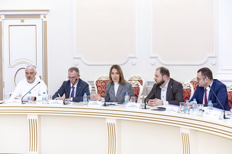 Десять лет «Нейронет»: от стартапов к интеграции мозга и компьютера