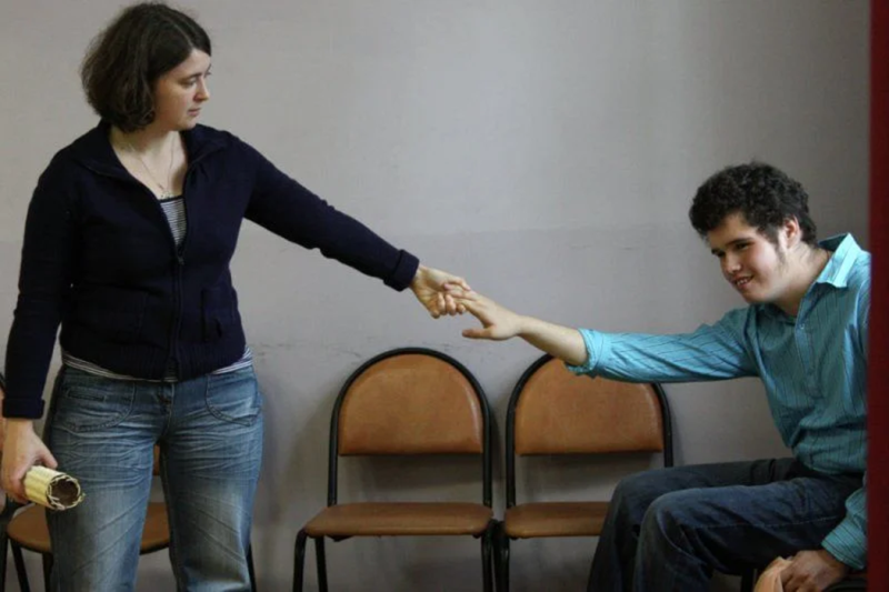 Особый язык мимики: учёные обнаружили уникальные выражения лица у людей с аутизмом