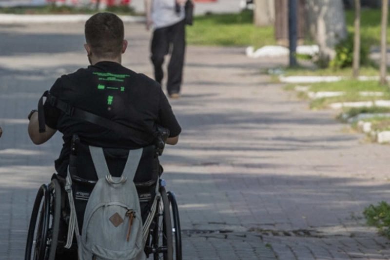 Инвалидам боевых действий сократят служебную неделю